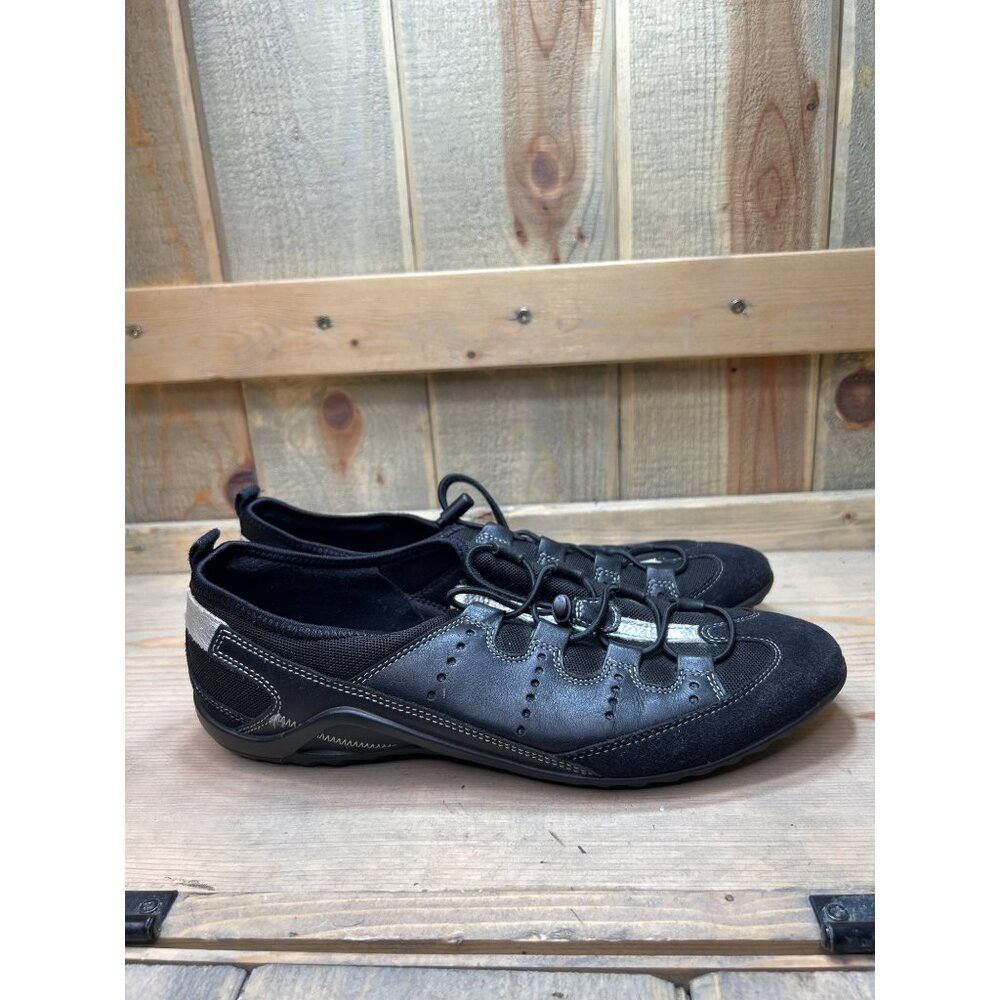 10/10.5 Ecco Fastening EU 41 Toggle Black Casual Sneakers Womens